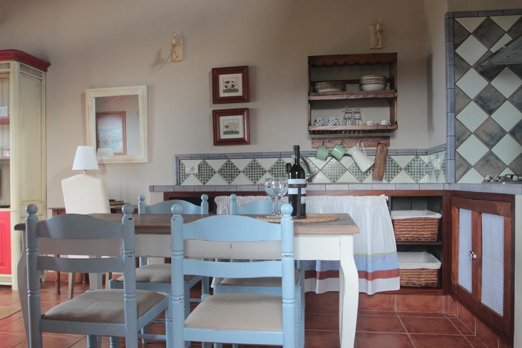 Mocanal Casa Rural La Hojalata מראה חיצוני תמונה